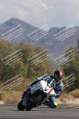 media/Oct-13-2025-Moto Forza (Mon) [[a66d839500]]/2-A Group/Session 4 Turn 7/